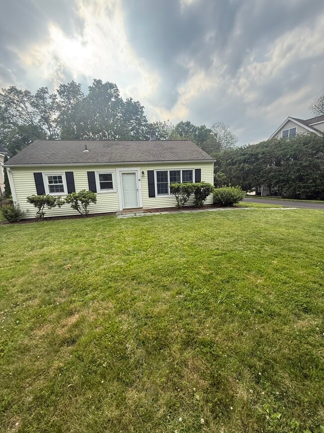 property at 14 Circle Dr
