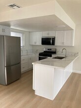 5195 Walnut Ave, Unit 21 in Chino, CA - Foto de edificio - Building Photo