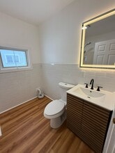 60 Cliff St, Unit C in North Adams, MA - Building Photo - Building Photo