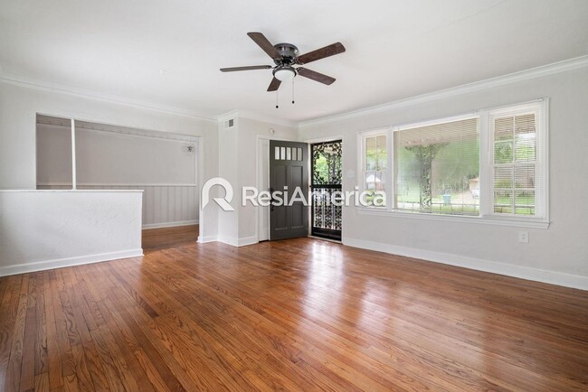 3367 E Rosita Cir in Memphis, TN - Building Photo - Building Photo