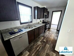 204 Spruce Ln in Mankato, MN - Building Photo - Building Photo