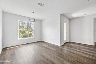 43 Pony Express Dr in Palm Coast, FL - Foto de edificio - Building Photo