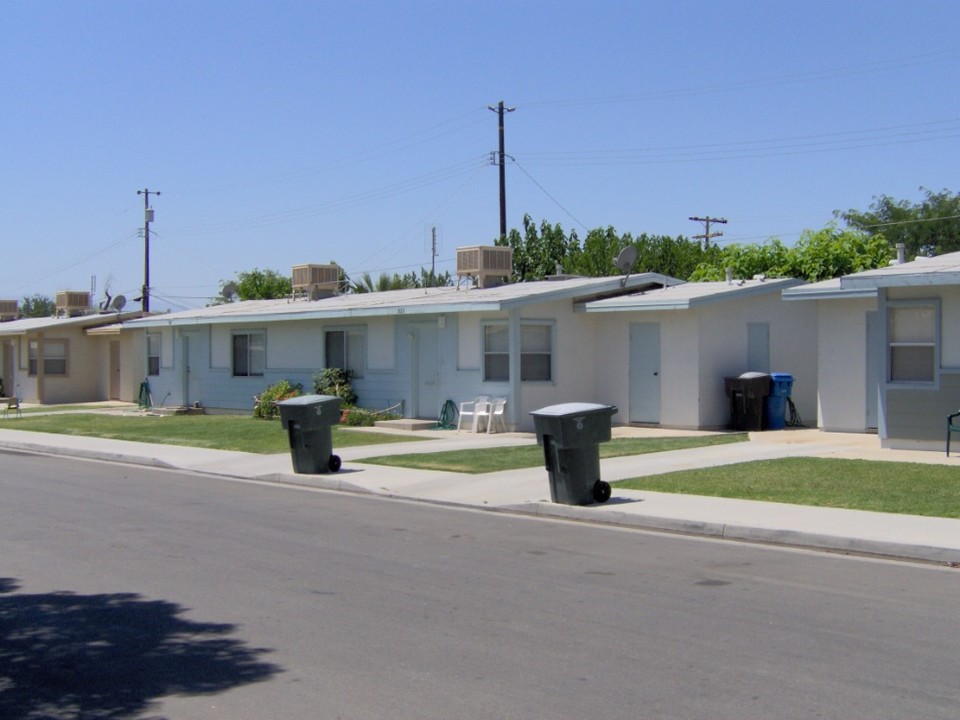 Monte Vista/Parkview/Haciendas Del Sol in Arvin, CA - Foto de edificio