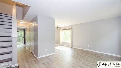 3477 Ashburnam Rd in Ann Arbor, MI - Building Photo - Building Photo