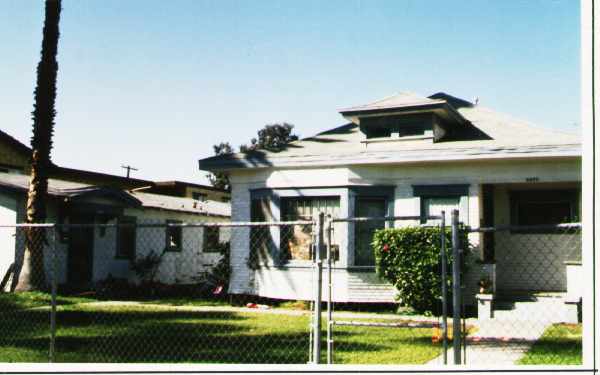 4062-4072 Van Dyke Ave in San Diego, CA - Building Photo - Building Photo