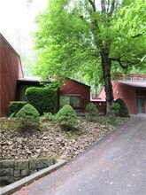830 Warrendale Bayne Rd in Wexford, PA - Building Photo - Building Photo