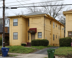 588 NE Parkway Dr Apartments