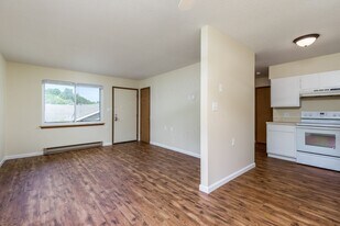 8 Wallingford Dr in Platte City, MO - Building Photo