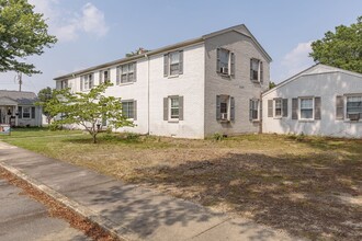 1600 W Front St in Burlington, NC - Building Photo - Building Photo