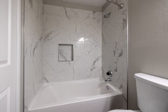 Elk Ridge in Aurora, CO - Building Photo - Interior Photo