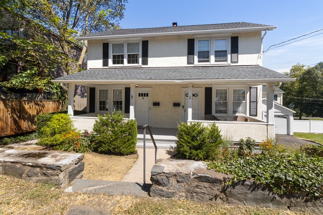 property at 1 Smith St