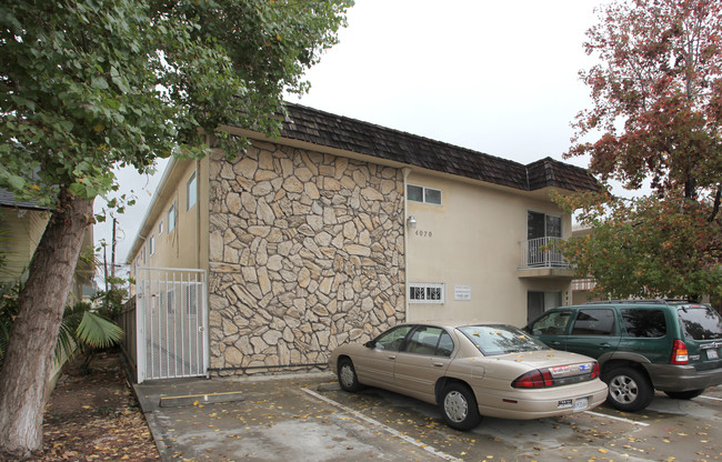 4070 Illinois St in San Diego, CA - Building Photo - Building Photo