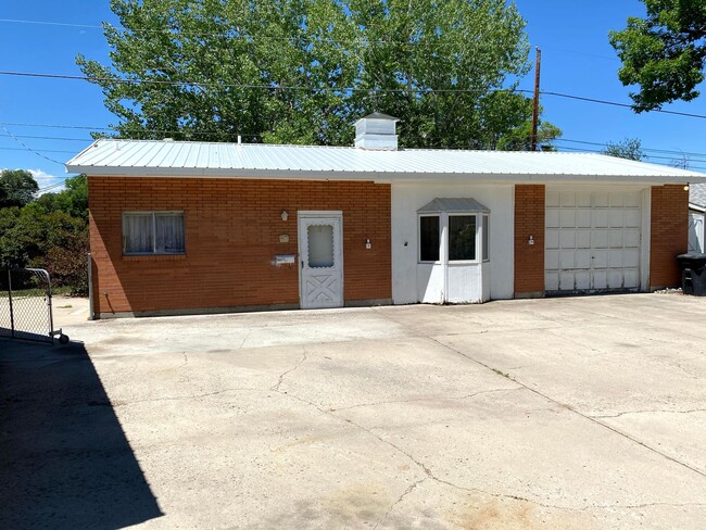 904 Sherry Dr in Riverton, WY - Building Photo - Building Photo