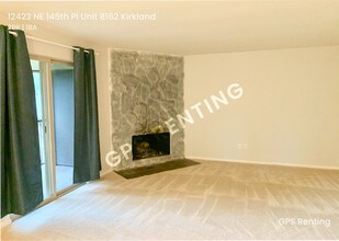 12423 NE 145th Pl in Kirkland, WA - Building Photo - Building Photo