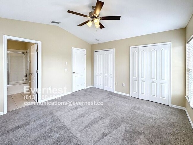12623 Kings Crossing Dr in Gibsonton, FL - Building Photo - Building Photo