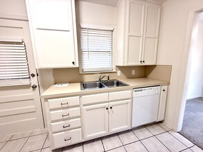 2903 N.Commerce in Ardmore, OK - Building Photo - Building Photo