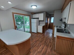 1-2332 1/2 3rd St in Eau Claire, WI - Building Photo - Building Photo