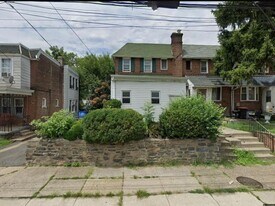 216 E 24th St in Chester, PA - Building Photo