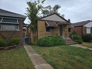 12871 S Green St in Chicago, IL - Building Photo - Building Photo