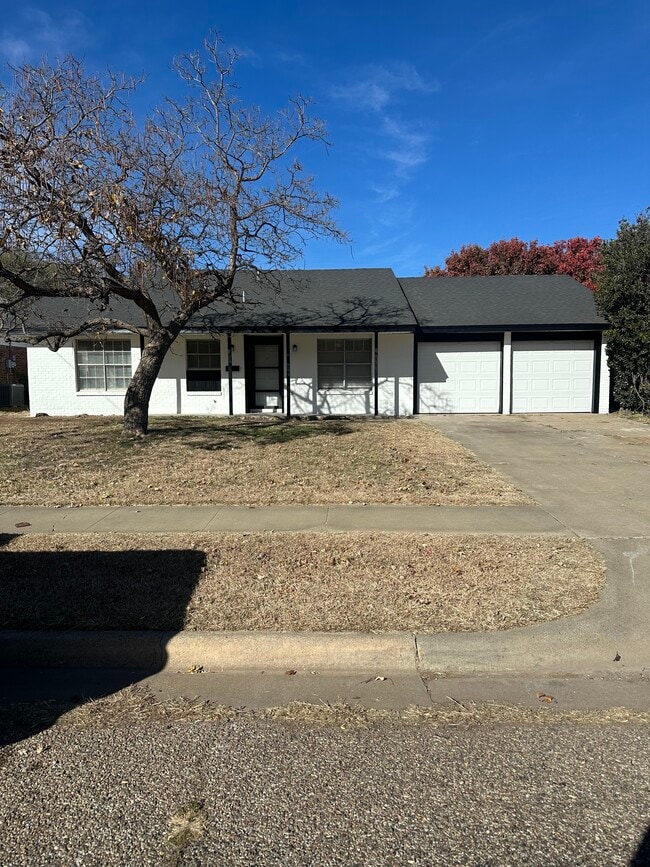 property at 3414 Kingston Rd