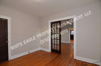 1722 Brick Ave, Unit 1722 Brick Ave Apt 1 in Scranton, PA - Building Photo - Building Photo