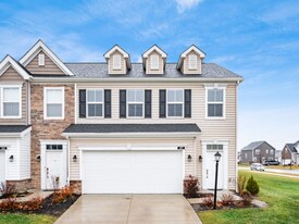 357 Lenell Lp in Delaware, OH - Building Photo