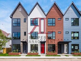 1096 Oak St in Columbus, OH - Building Photo