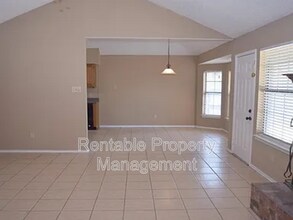 9001 Wessex Ct in Fort Worth, TX - Building Photo - Building Photo