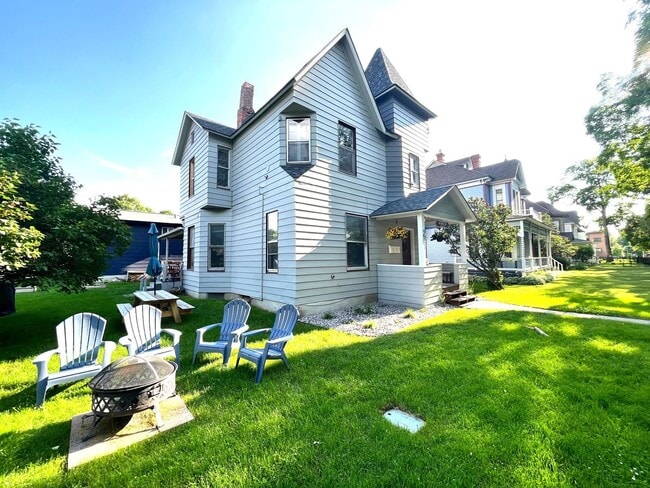 703 Ronald Ave in Missoula, MT - Building Photo - Building Photo