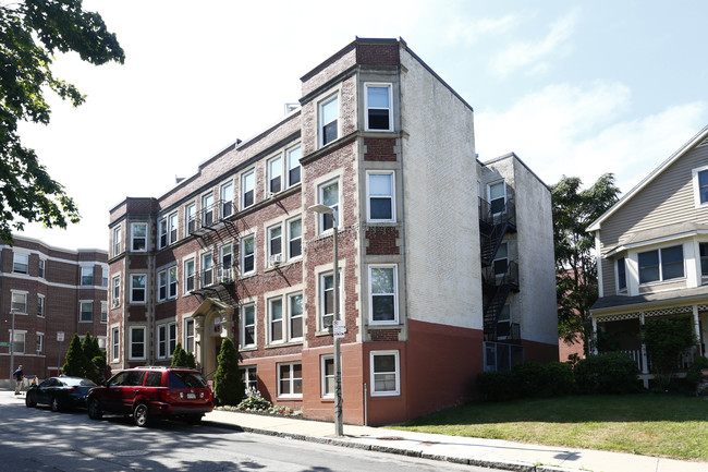 Wardman Apartments in Boston, MA - Foto de edificio - Building Photo