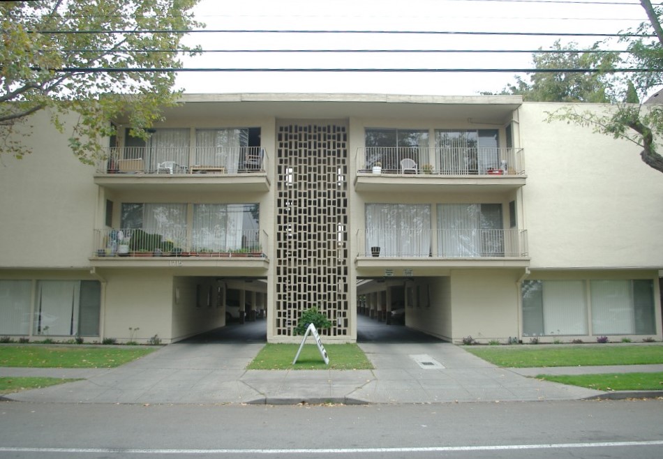 Central Apartments in Alameda, CA - Foto de edificio