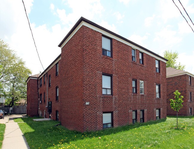1139 O'connor Dr in Toronto, ON - Building Photo - Building Photo