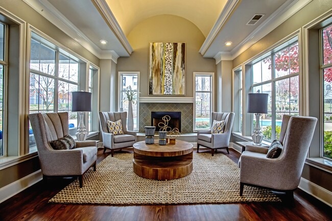 Stoneleigh Centerton Apartments
