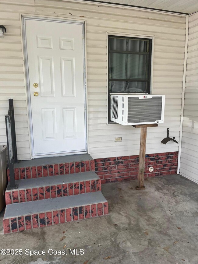 503 Susan Dr in Melbourne, FL - Building Photo - Building Photo