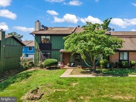 8633 Madera Ct in Manassas Park, VA - Building Photo