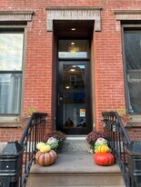 264 3rd St in Jersey City, NJ - Building Photo