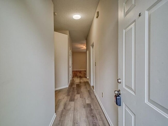 185 Johns Glen Dr in Saint Johns, FL - Foto de edificio - Building Photo