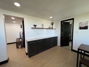 1960 Willow Dr in Running Springs, CA - Building Photo - Building Photo