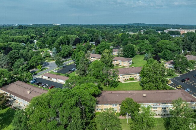 4732 Regent St in Madison, WI - Building Photo - Building Photo