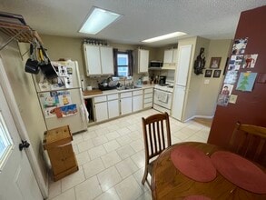 322 S 10th St in Bismarck, ND - Building Photo - Building Photo