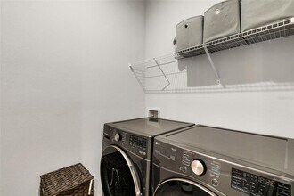 5606 Silverbridge Trl in Bradenton, FL - Building Photo - Building Photo