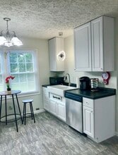5611 E State Road 45, Unit B in Bloomington, IN - Building Photo - Building Photo