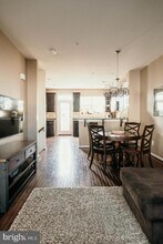 7454 Riding Meadow Way in Manassas, VA - Building Photo - Building Photo