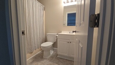 2927 Federal Ave in Everett, WA - Building Photo - Building Photo