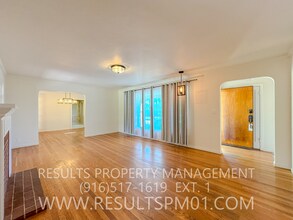 980 Coronado Blvd in Sacramento, CA - Building Photo - Building Photo