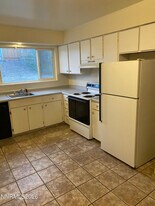 3285 Gypsum Rd in Reno, NV - Building Photo