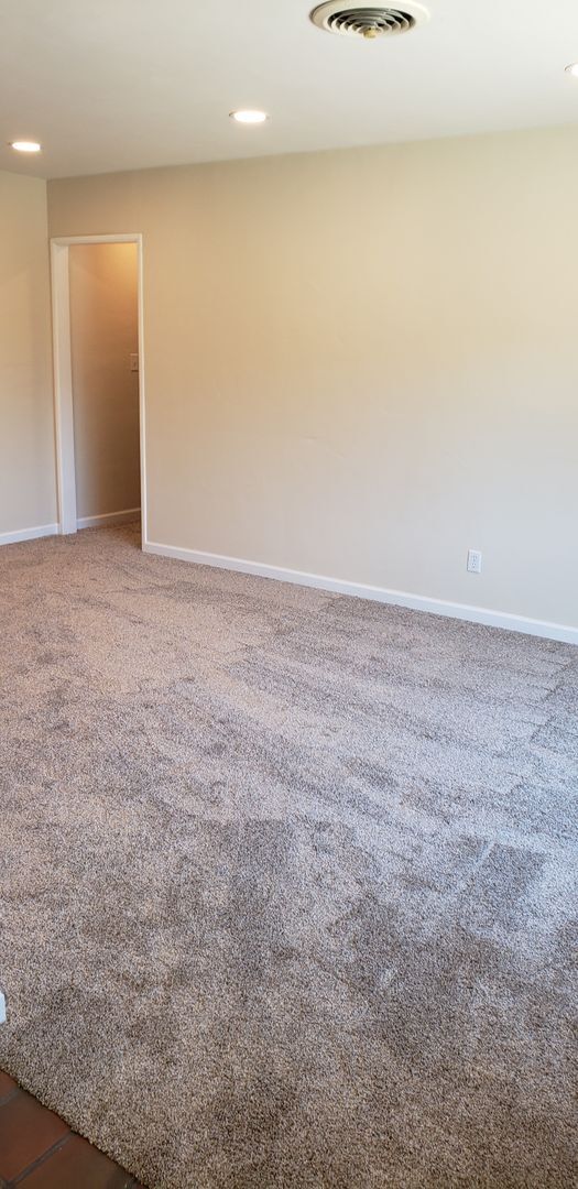 2324 Chatham St in El Cajon, CA - Building Photo - Building Photo