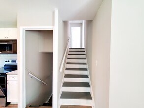2004 Chambers Dr NE in Huntsville, AL - Building Photo - Building Photo