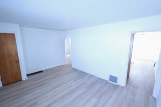 774 E Archwood Ave in Akron, OH - Building Photo - Building Photo