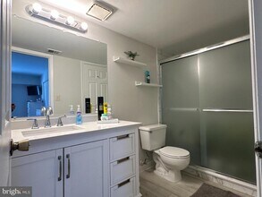 9555 Battery Heights Blvd in Manassas, VA - Building Photo - Building Photo